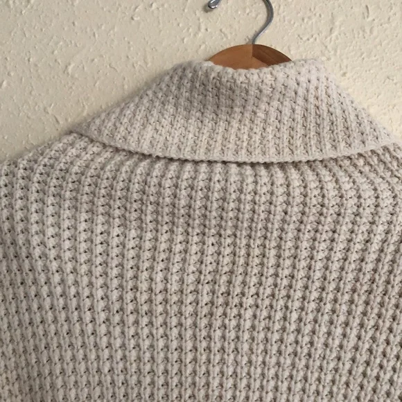 Free People Sweater - Picture 5 of 9